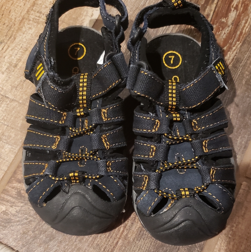 Size 7 Black sandals